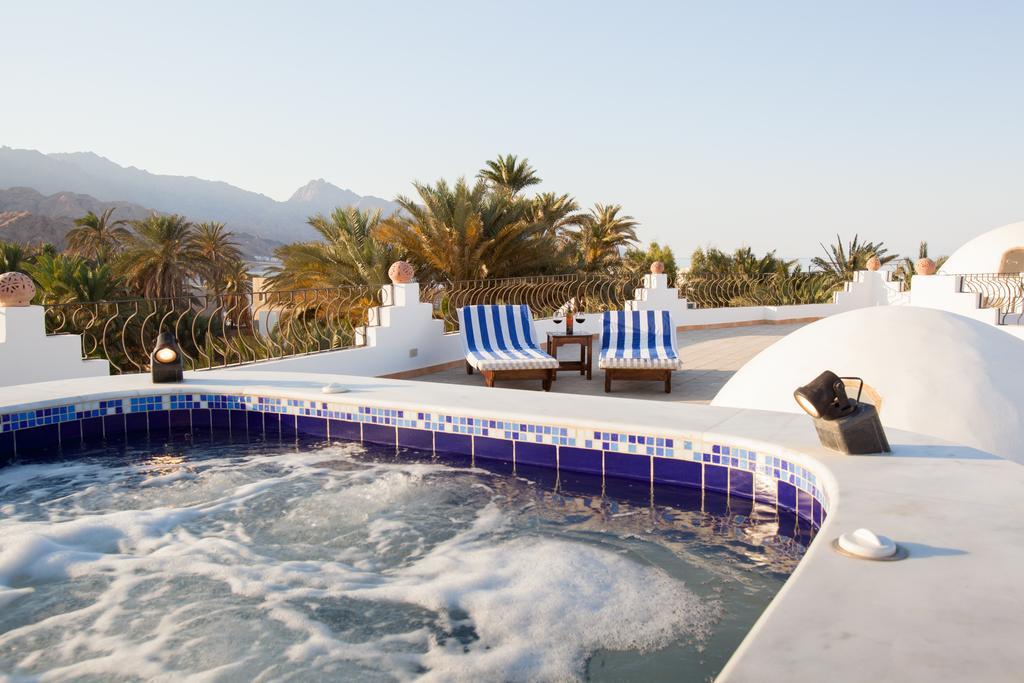 Red Rock Apartments دهب الغرفة الصورة