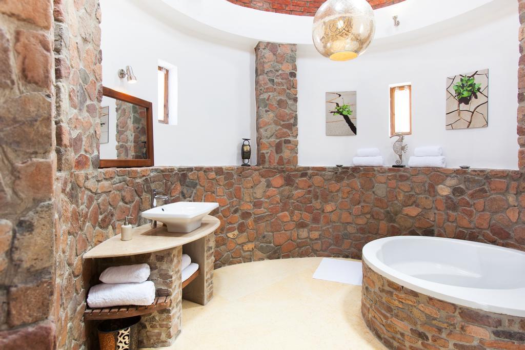 Red Rock Apartments دهب الغرفة الصورة